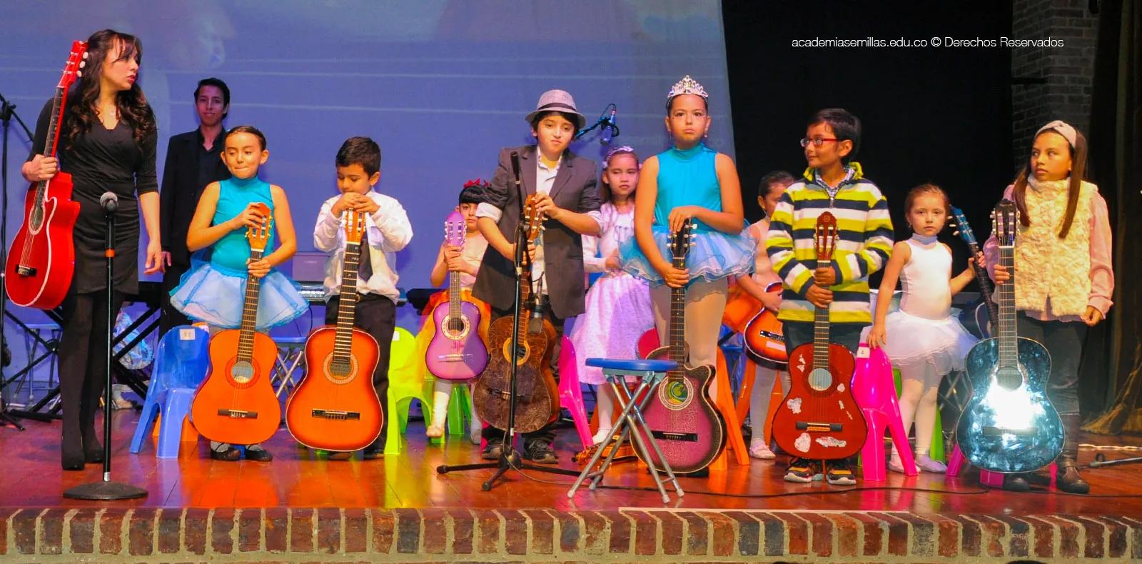 Presentacion de guitarra para niños